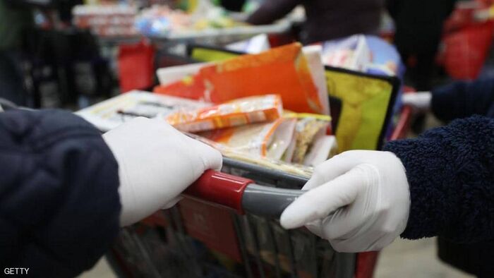 هل تحمي القفازات من التقاط الفيروسات الخطيرة؟