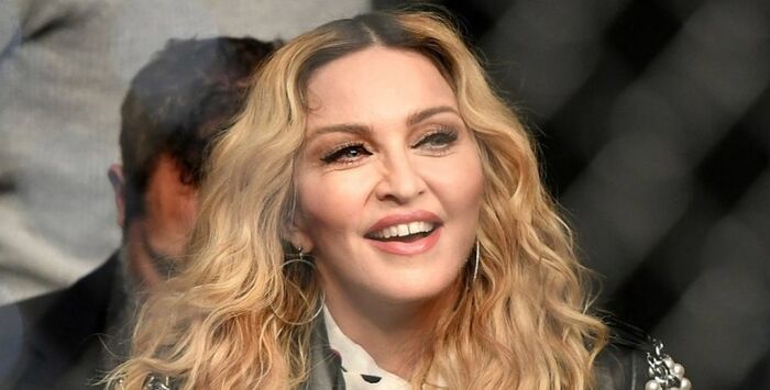 النجوم والمشاهير يثيرون غضب الشعب الأميركي بسبب كورونا