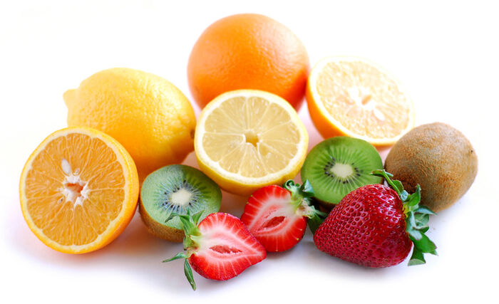 الصين تختبر «فيتامين سي» لهزيمة «كورونا»