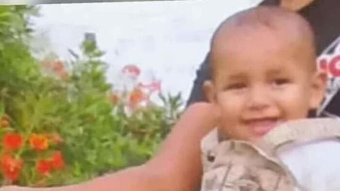 جريمة تقشعر لها الأبدان.. أب يمني يرمي بطفله الوحيد في بئر