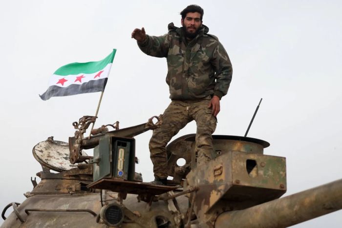 القوات السورية تسيطر على حقلَي نفط وغاز في شرق البلاد