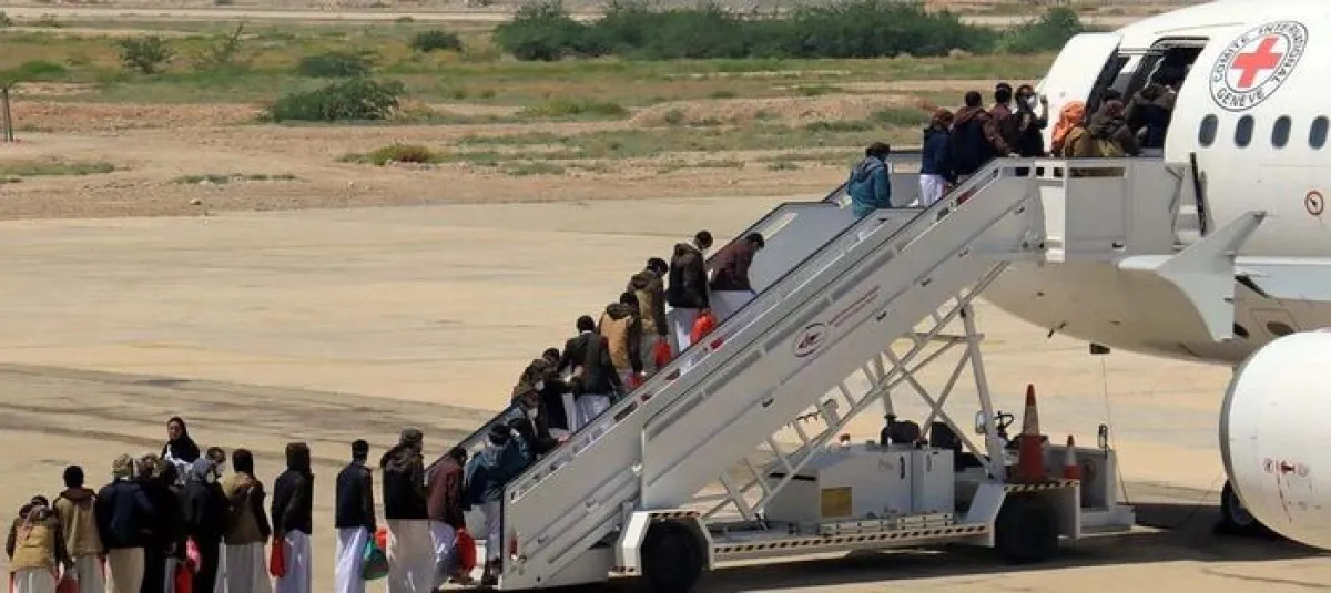 «ثلاثة فقط من خمسمئة».. الحوثي يفضح نفسه في صفقة الأسرى