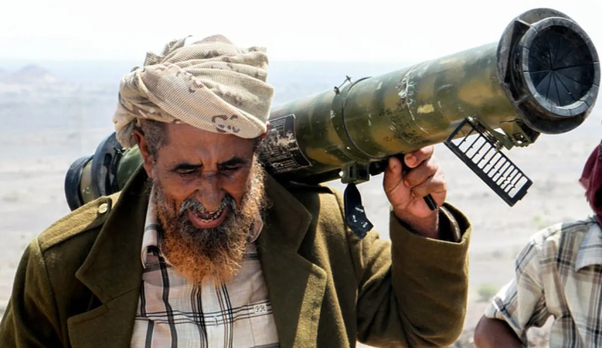 تحشيد حوثي غير مسبوق نحو الحدود السعودية وسط تصعيد عسكري على جبهات متعددة