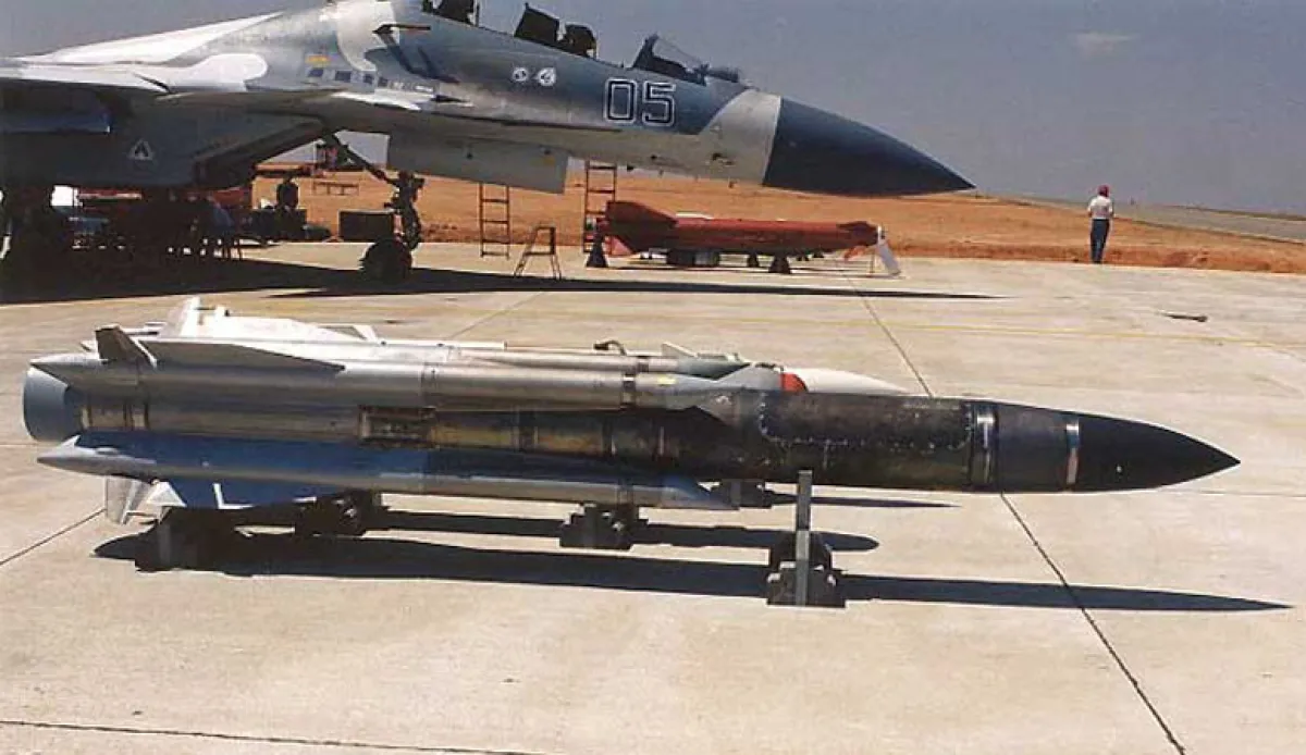 صواريخ صينية تعزز قدرات الحوثيين لمواجهة حرب أمريكية محتملة على إيران (تفاصيل)