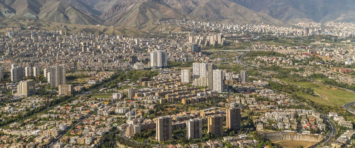 إيران تحث مواطنيها على مغادرة دول خليجية والأردن وسط تصعيد التوترات الإقليمية