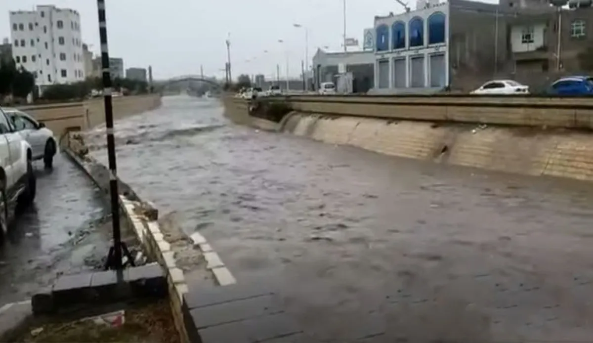 انتشال 4 جثث وفقدان شخصين جراء سيول جنوب غربي اليمن