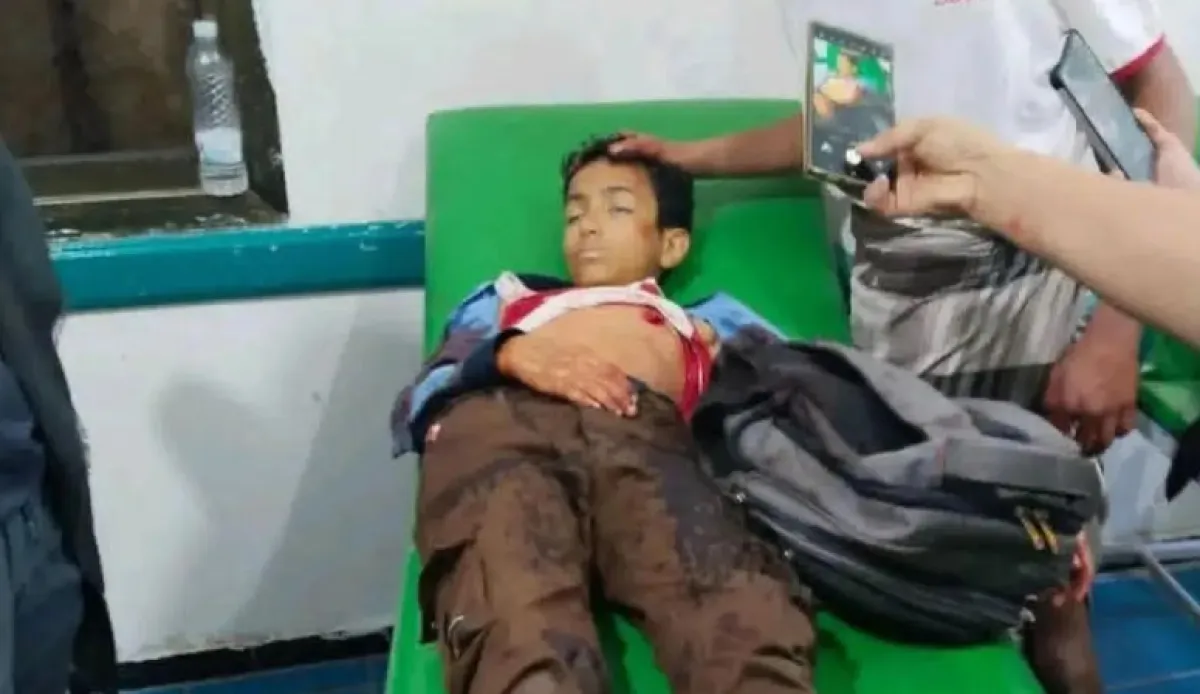 استشهاد طفل برصاص قناصة المليشيا أثناء عودته من المدرسة في تعز