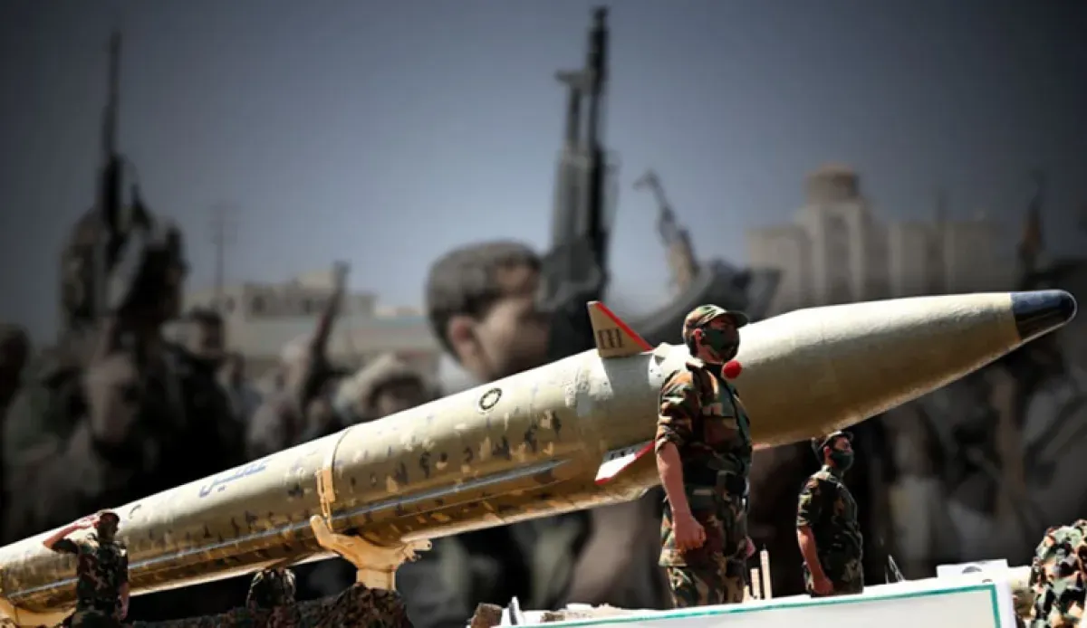 مراكز بحث أمريكية: الحوثيون يشنون هجوماً ثلاثياً نفسياً على إسرائيل بموارد محدودة وتنسيق إيراني