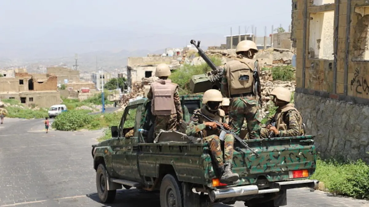 مقتل وإصابة ثلاثة حوثيين في عملية عسكرية للقوات اليمنية في تعز