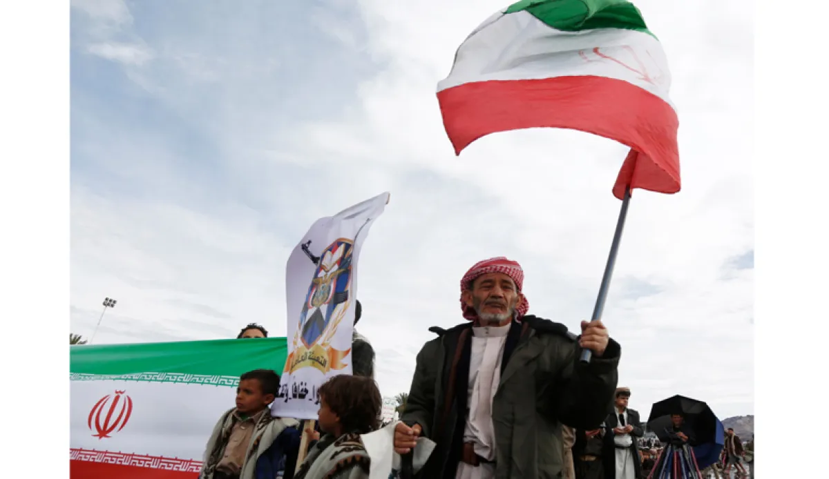 ردود فعل يمنية وعربية واسعة على إعلان الحوثي حظر الملاحة البحرية السعودية