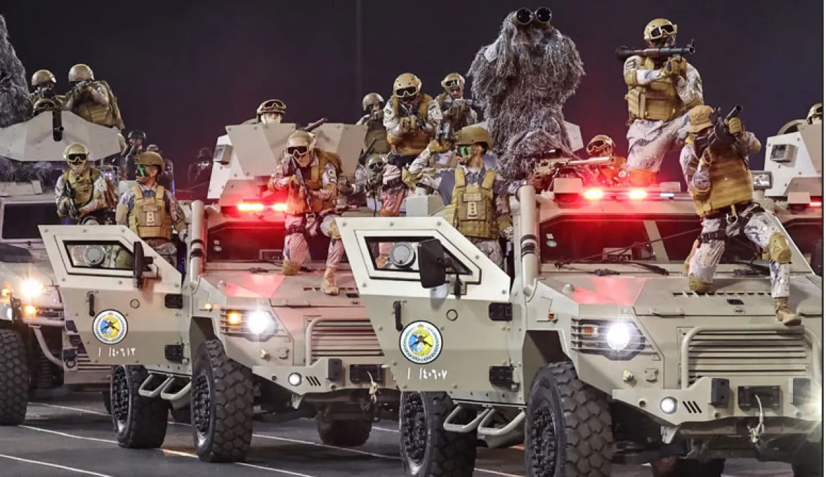 صحيفة بريطانية: السعودية تستعد لهجوم بحري وربما بري ضد الحوثيين