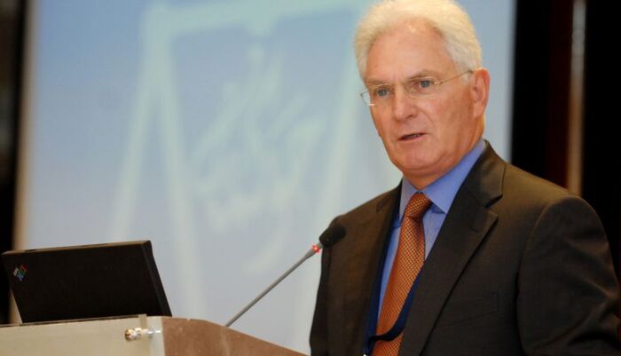 لبنان بحاجة إلى حزمة إنقاذ مالي