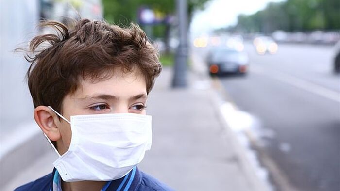 دراسة حديثة: التلوث المروري يقلص أدمغة الأطفال