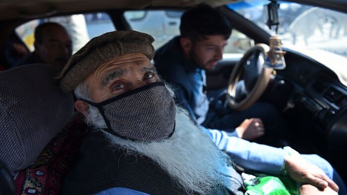 تقرير: أفغانستان مقبلة على «كارثة صحية» بسبب كورونا