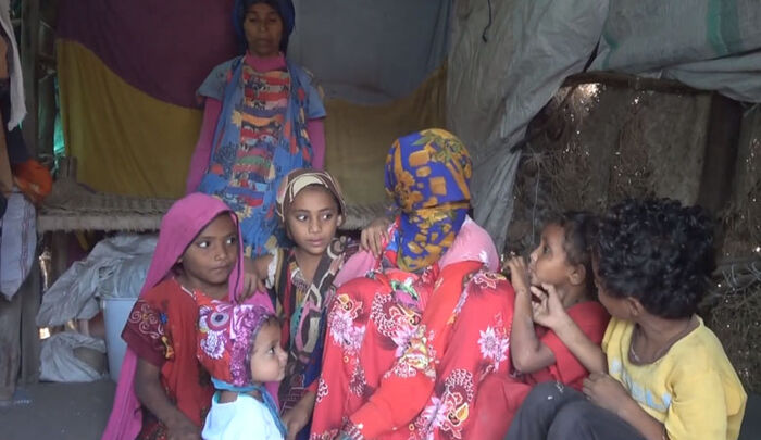 قذائف الحوثيون تقتل صياد يعيل أسرة مكونة من 9 أفراد بالحديدة (فيديو)