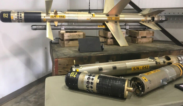 أمريكا تعلن مصادرة أسلحة إيرانية ضخمة كانت متجهة إلى الحوثيين في اليمن