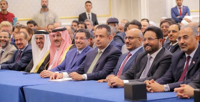 قبائل مأرب: سنكون عونًا وسندًا للمحافظ الجديد ونشكر المحافظ السابق سلطان العرادة