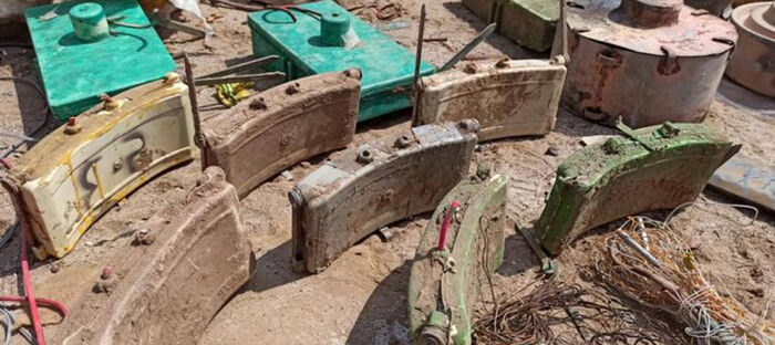 تفكيك شبكة ألغام وعبوات ناسفة من مخلَّفات الحوثيين في حيس