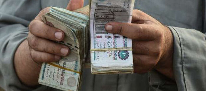 مصرية تزوج ابنتها 17 رجلًا في 8 أشهر مقابل ألف جنية بالليلة