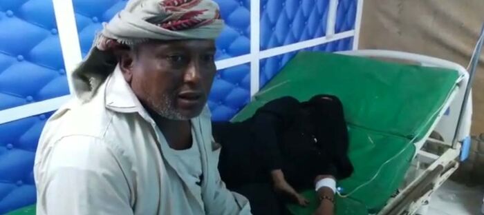 إصابة امرأة مسنّة بقصف مدفعي للحوثيين في الدريهمي