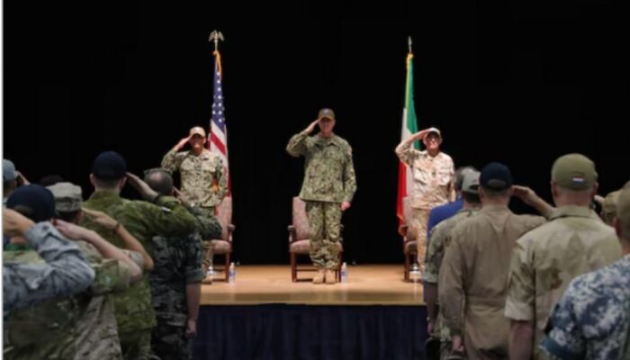 إيطاليا تتولى قيادة المهام الدولية في البحر الأحمر