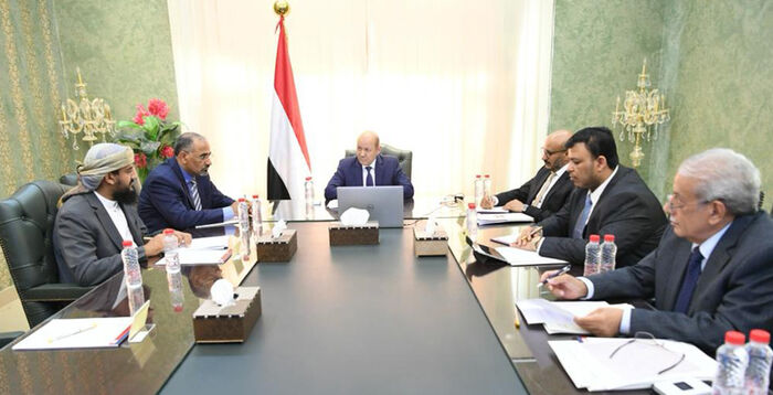 الكشف عن مخطط إخواني  للسيطرة على مكتب رئيس مجلس القيادة ونصر طه يتآمر (تفاصيل خطيرة)