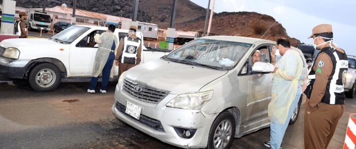 منع التجول في مكة والمدينة على مدار 24 ساعة