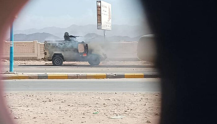 استشهاد قيادي وجرح آخر بقصف حوثي استهدف أحد مواقع ألوية العمالقة بشبوة