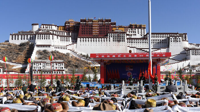 بكين تفرض قيودا على أمريكيين بسبب "منطقة التبت"