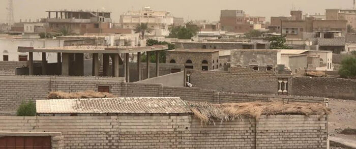 الحوثيون يستهدفون الأحياء السكنية في التحيتا والجبلية
