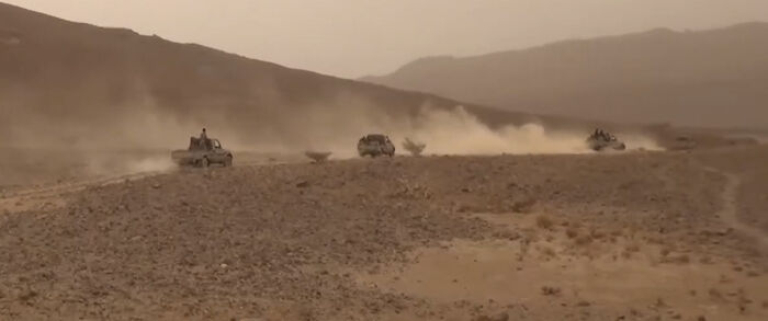 اشتباكات عنيفة في الجوف.. وانقطاع تام للاتصلات لليوم الثاني