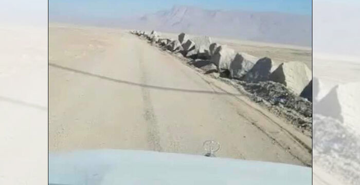 استحداثات حوثية توقف الحركة عبر "اللبنات -الحزم" وتجبر المواطنين على سلك طرق فرعية