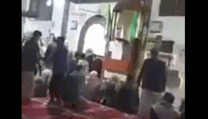 الحوثية تمعن في معاقبة الشعب وتختطف مواطنين رفضوا نصب شاشات لنقل خطاب الإرهاب