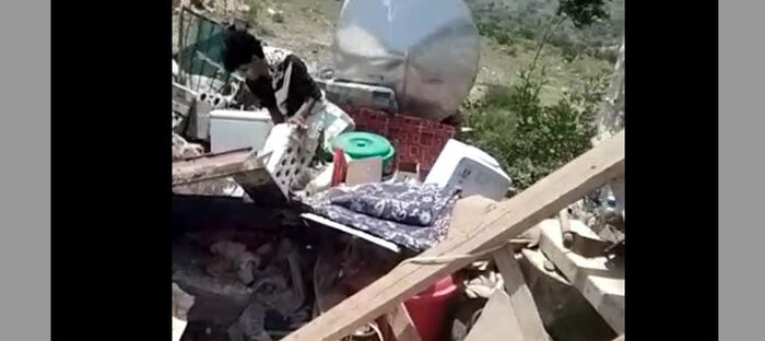ميليشيا الحوثي تهدم 4 منازل بتعز.. وتطرد النساء بالقوة