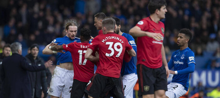 أندية إنجلترا تعود للتدريبات الجماعية وتبت في "الالتحامات"