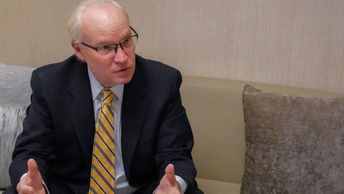 المبعوث الأمريكي يبدأ جولة خليجية جديدة لمناقشة وقف هجمات الحوثيين البحرية