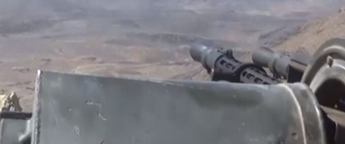 احْتِدام المعارك في نهم ومقتل قيادات حوثية