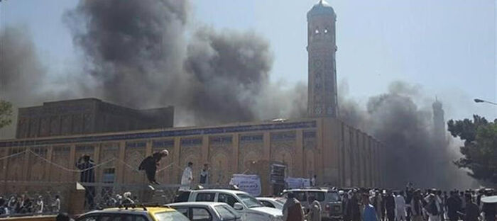 بنغلاديش.. مصرع 12 وإصابة 25 إثر انفجار "مكيفات" مسجد