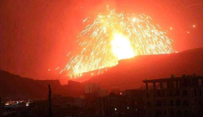 القيادة المركزية الأمريكية: غارة جوية دقيقة تستهدف منشأة حوثية رئيسية في صنعاء