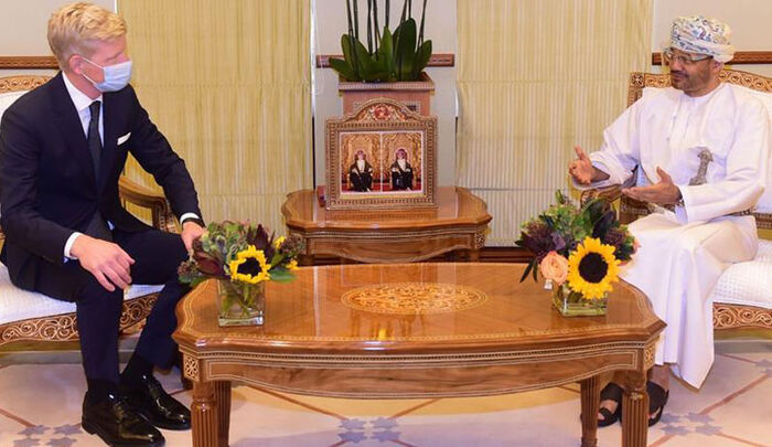 المبعوثان الأممي والأمريكي في مسقط لتحريك عملية السلام في اليمن