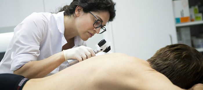 الأمراض الجلدية الأكثر شيوعاً...الأسباب والعلاج