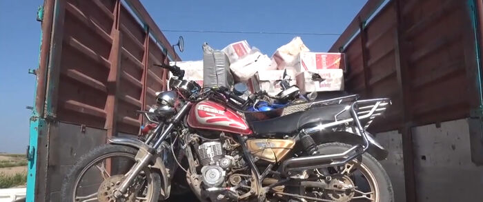 إحباط تهريب درجات نارية وسجائر ومبالغ مالية للحوثيين (فيديو)