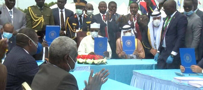 السوادن يوقع اتفاق سلام تاريخي لإنهاء عقود من الحرب والنزاعات الداخلية