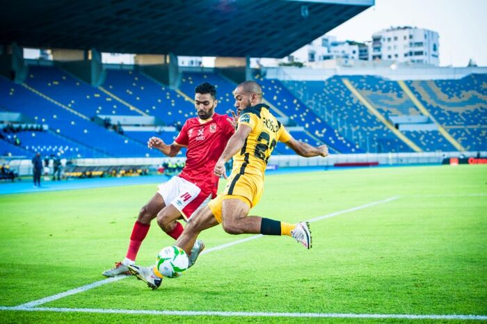 الأهلي المصري يخطف النجمة العاشرة من كايزر تشيفس الجنوب أفريقي