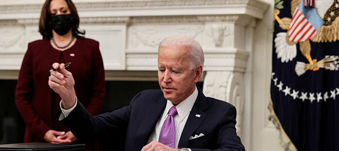 140 نائبًا أمريكيا يدعون لفرض المزيد من العقوبات على إيران