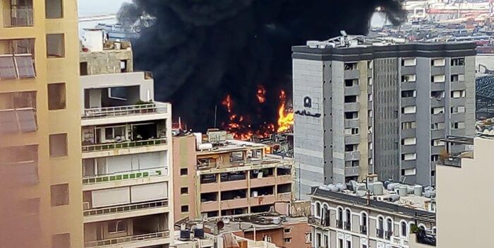 حريق جديد في مرفأ بيروت.. والجيش اللبناني يتدخل