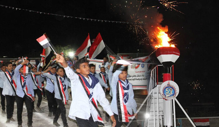 المخا.. إيقاد شعلة الثورة احتفاء بعيد 26 سبتمبر