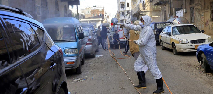 منعت دفن المتوفيين بمقابر.. مليشيا الحوثي تغلق مرافق صحية وتمنعها من مساعدة المرضى