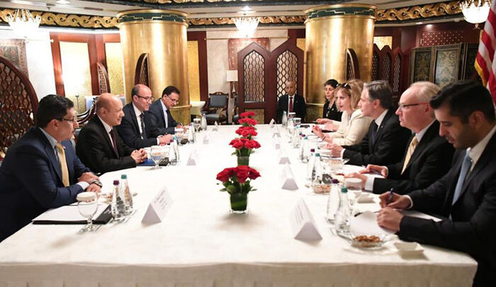 وكالة: العليمي وبلينكن يبحثان جهود إحلال السلام في اليمن