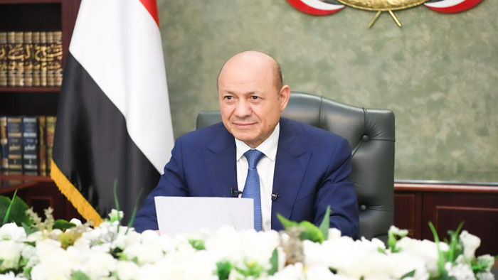 العليمي: «الإرهابية» ماضية في مشروعها التخريبي والطائفي.. وملتزمون بخدمة المواطنين